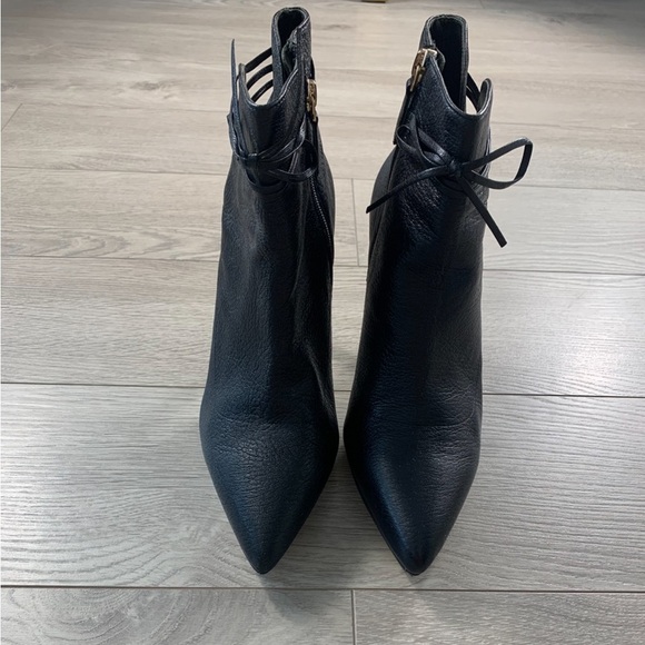 REISS Black Pointed Toe Leather Heeled Ankle Boots - Picture 3 of 11